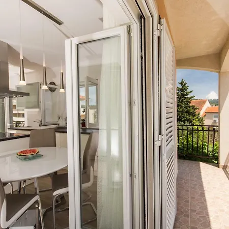Seaview Belleza Апартаменты *