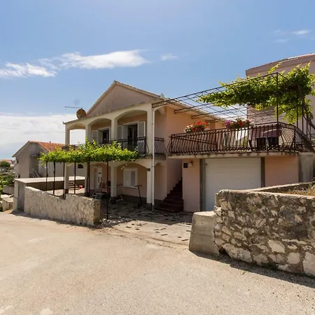 Seaview Belleza Апартаменты Трогир