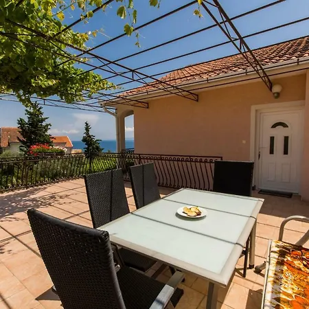Seaview Belleza Апартаменты Трогир